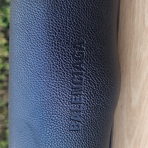Balenciaga Hard Shell SunGlasses Case - Picture 5 of 7